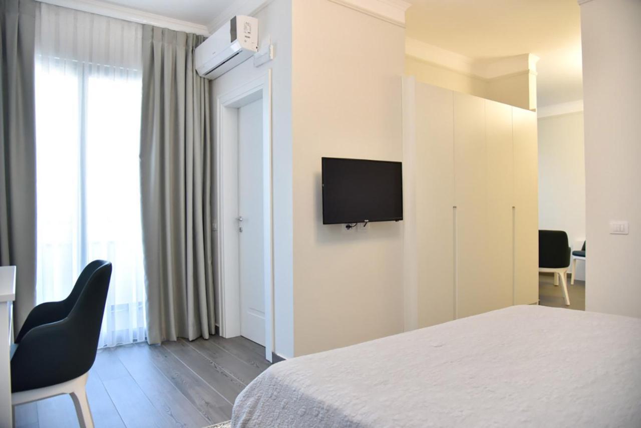 Hotel Imperiale Durrës 외부 사진
