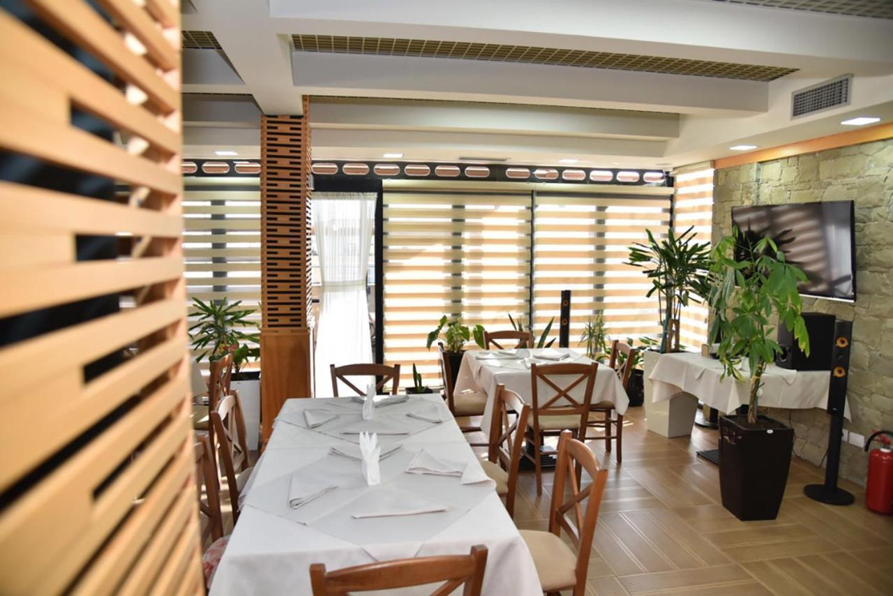 Hotel Imperiale Durrës 외부 사진